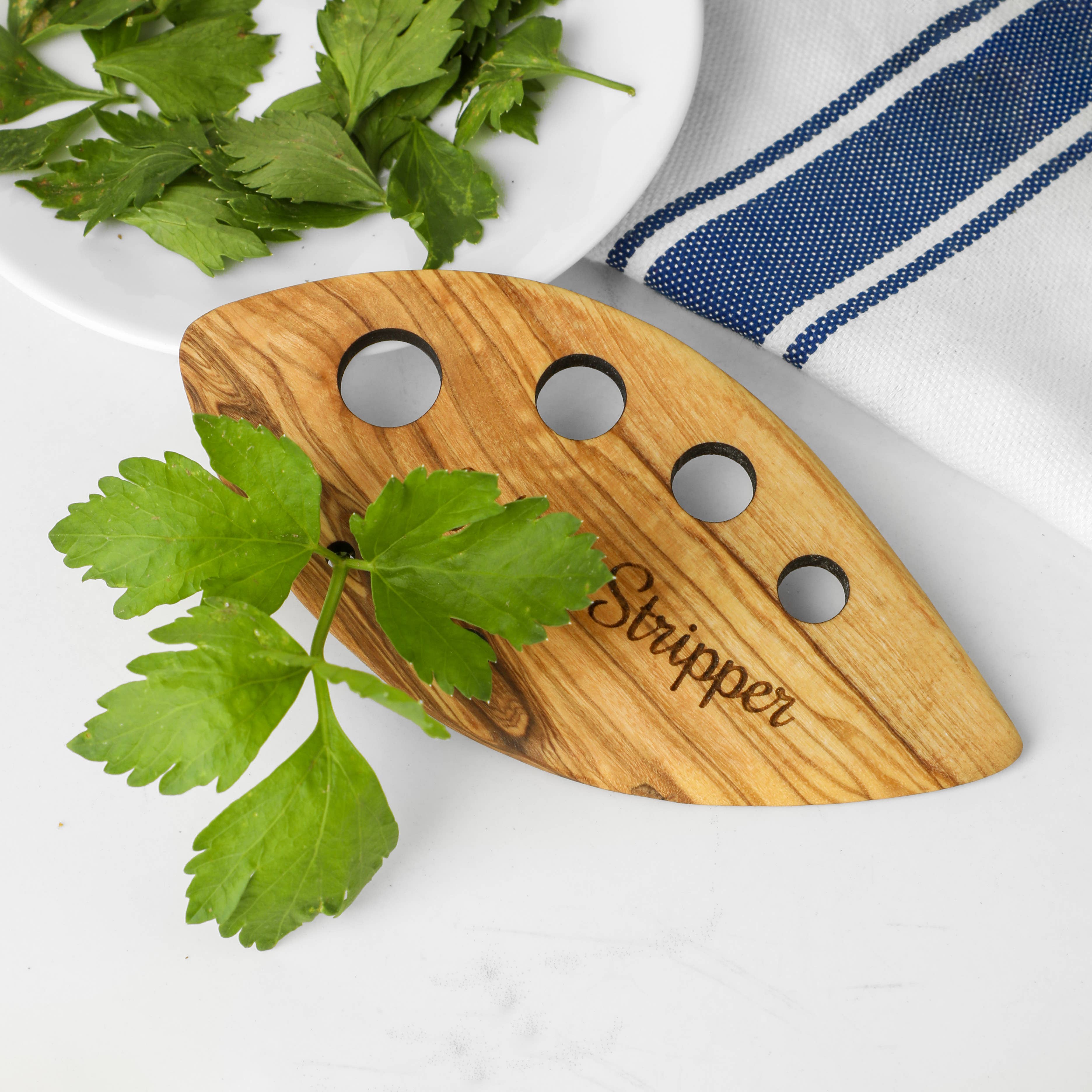 Olive Wood Herb Stripper – 8-Hole Leaf Plate (14 cm)