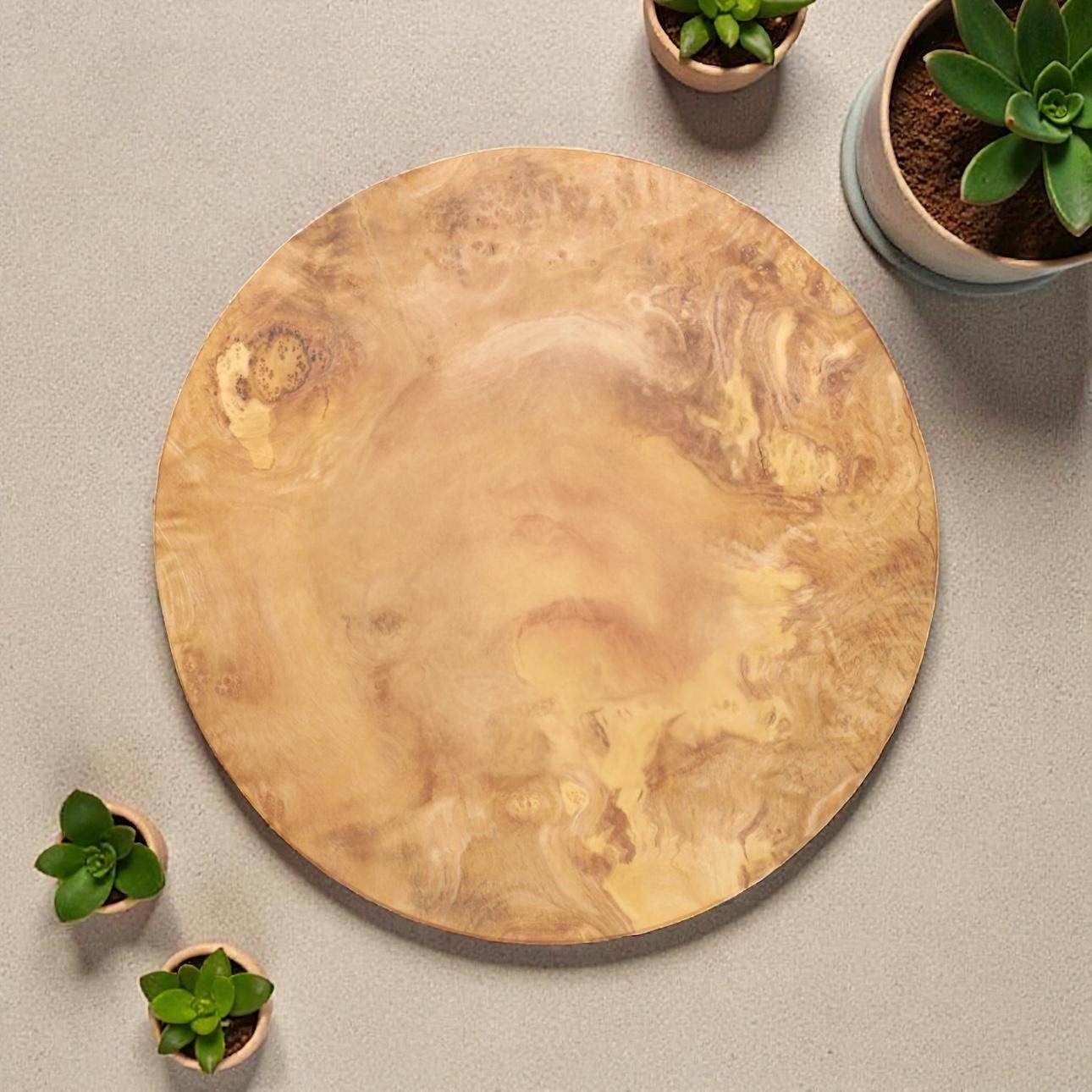 10 Inch Circular Olive Wood Cutting Board