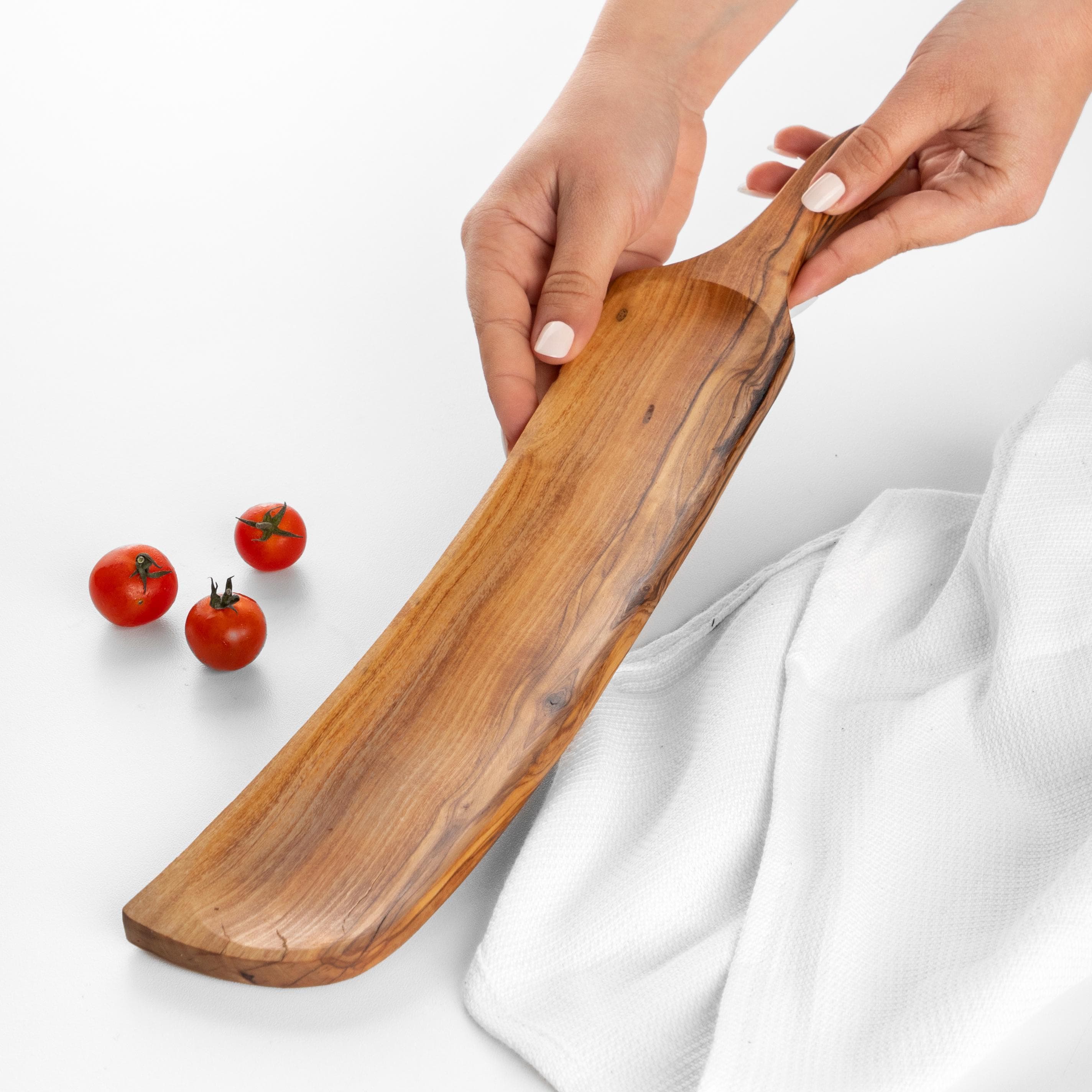 Handmade Olive Wood Charcuterie Board: Personalized Serving Tray
